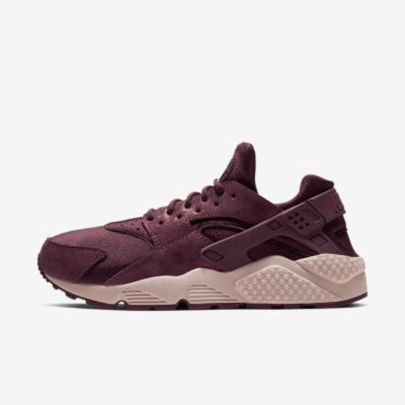 Nike Shoes - NWOT Nike Air Huarache Size 8.5 - Never Worn!